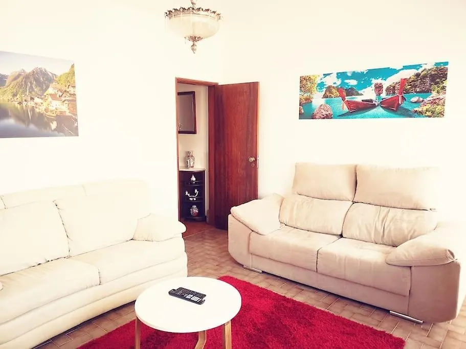 Casa Los Abuelos 拉波塞拉 0*,  葡萄牙